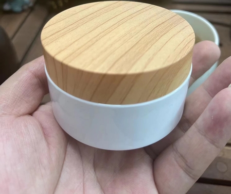 Penutup Butir Kayu Plastik 100ml 200ml Cream Jar Bambu Untuk Kosmetik OEM
